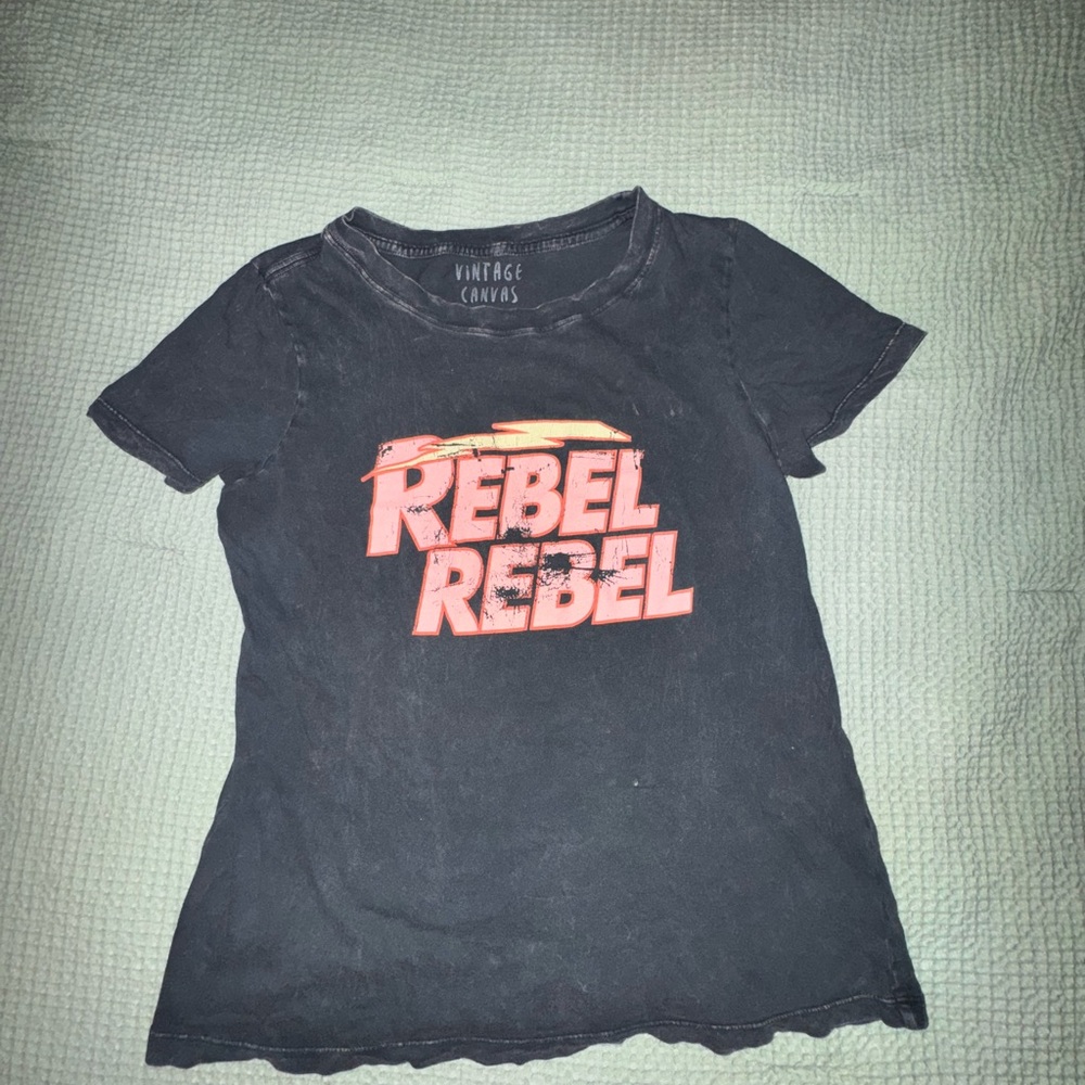 Vintage-style t shirt